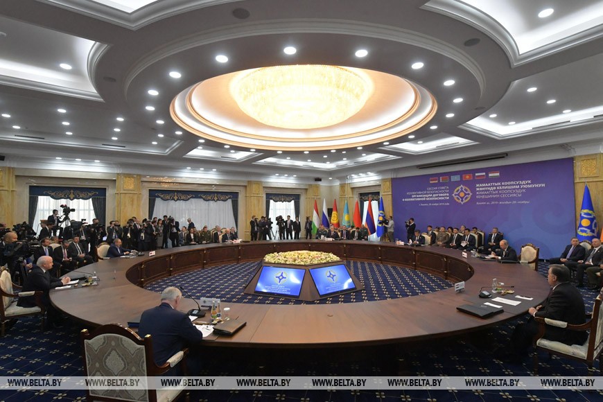 Лукашенко на саммите ОДКБ говорил о мирных инициативах и глобальных угрозах