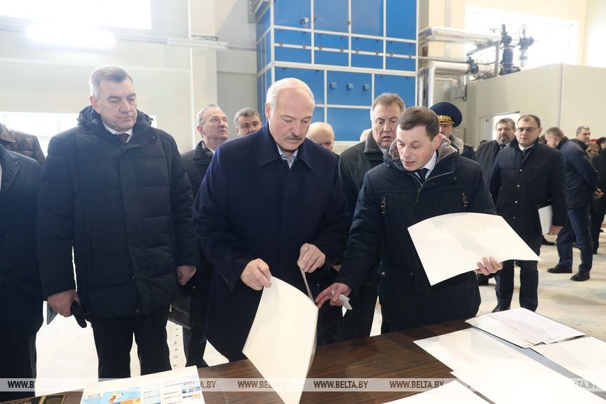 "Валюту надо зарабатывать, а не вывозить" - Лукашенко пообещал серьёзно взяться за импортозамещение