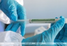 Лукашенко о борьбе с коронавирусом: действуем профессионально, точечно, используя и китайский опыт