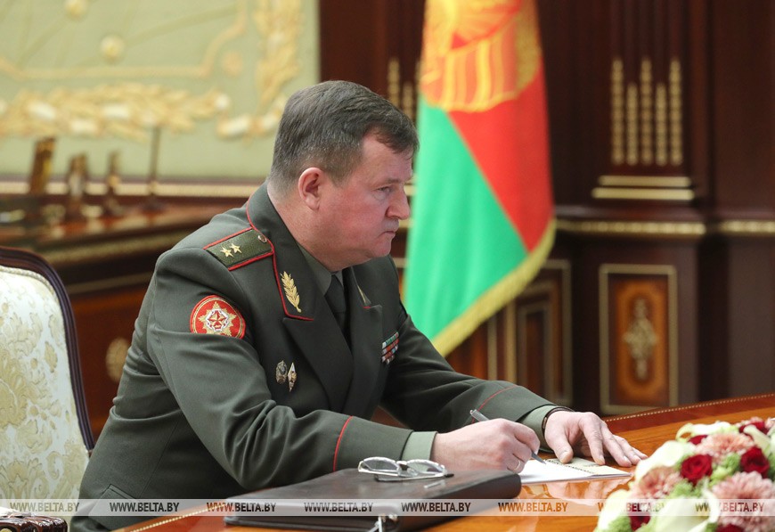 Лукашенко принял с докладом силовиков по ситуации в Вооруженных Силах и реагированию на учения НАТО