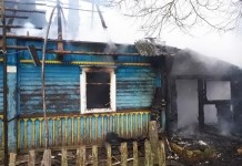 В деревне Чернилово огнём уничтожен дом В Чернилове сгорел дом