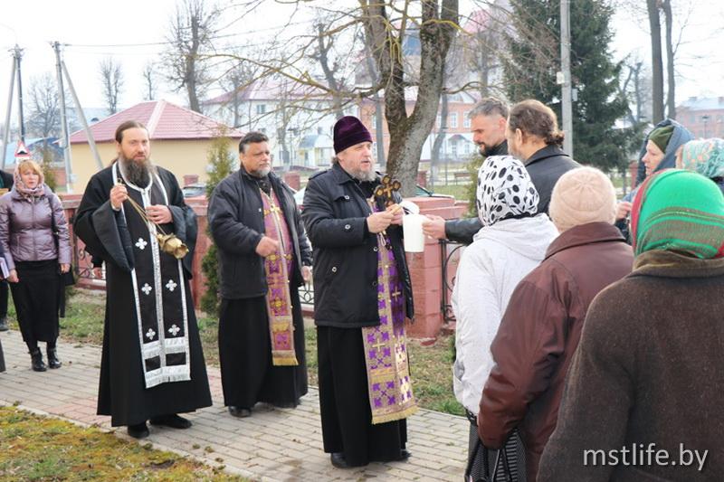 Молебен и крестный ход в честь основателя города прошли в Мстиславле. Фоторепортаж