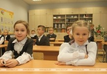 Школьники Беларуси приступят к занятиям с 20 апреля