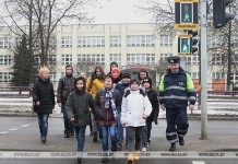 ГАИ призывает родителей напомнить школьникам правила дорожного движения
