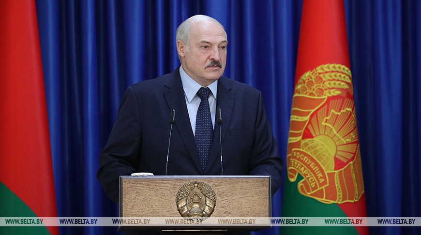 Лукашенко: в том виде, в котором мы понимаем демократию, ее близко нет ни в одной стране