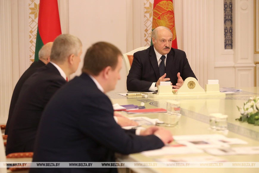 У Лукашенко обсудили ход строительства под Минском высокотехнологичного агропроизводства
