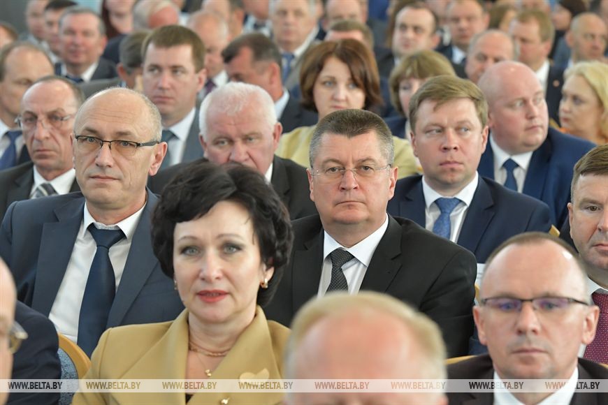 Лукашенко провёл встречу с активом Гродненской области