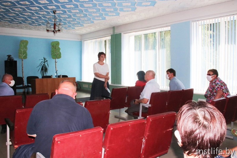 Клеенкова и Мельников ответили на волнующие вопросы жителей Копачей