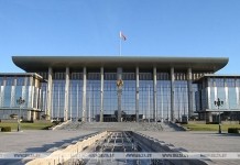 Лукашенко подписал распоряжение о допмерах по решению актуальных для граждан вопросов