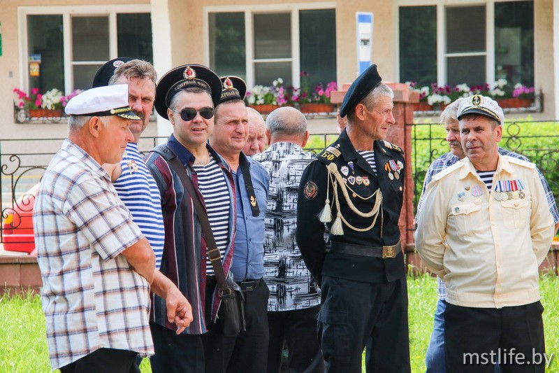 Моряки Мстиславщины отметили День Военно-Морского Флота