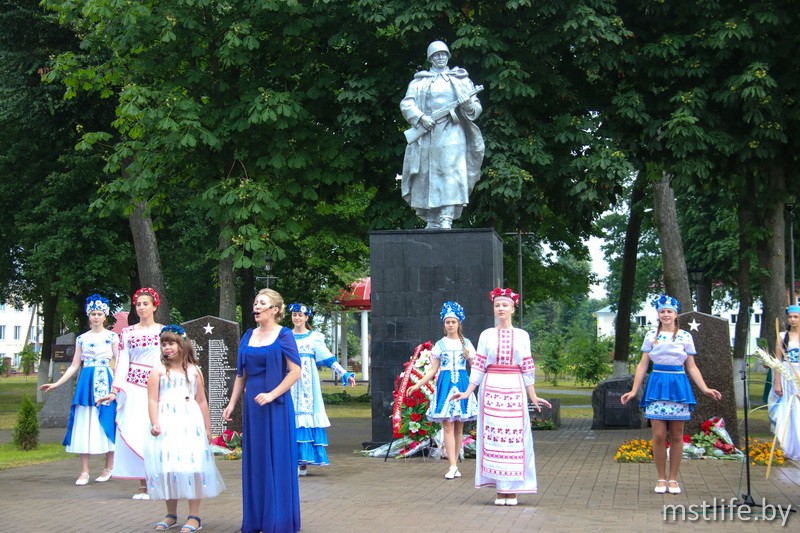 День Независимости. В Мстиславле прошёл торжественный митинг