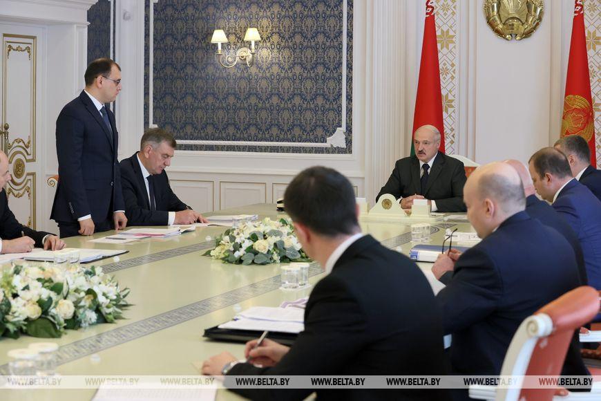 О вводе АЭС и нефтепереработке — Лукашенко рассчитывает на мощную работу топливно-энергетического комплекса