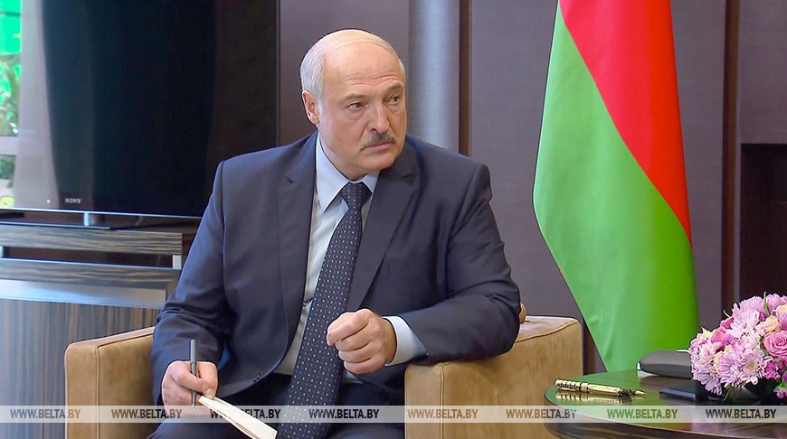 "Надо теснее держаться с нашим старшим братом" — Лукашенко о сотрудничестве с Россией