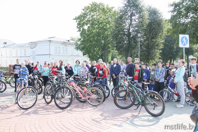 От 3 до 63 лет. В Мстиславле состоялся велопробег в рамках акции "Дни энергии"