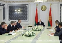 Экспорт, зарплаты и важнейшие инвестпроекты — Лукашенко провёл совещание по развитию деревообработки