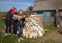 Мстиславские волонтёры помогают пожилым людям