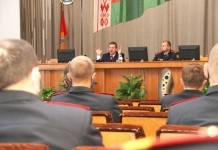 О чём говорил Валерий Полищук на встрече с милиционерами Валерий Полищук на встрече с милиционерами в Мстиславле