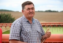 Пётр Лаўнікаў ведае, як атрымаць багаты ўраджай