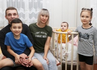 От знакомства «ВКонтакте» до статуса многодетной семьи. История мстиславчан Дениса и Юлии