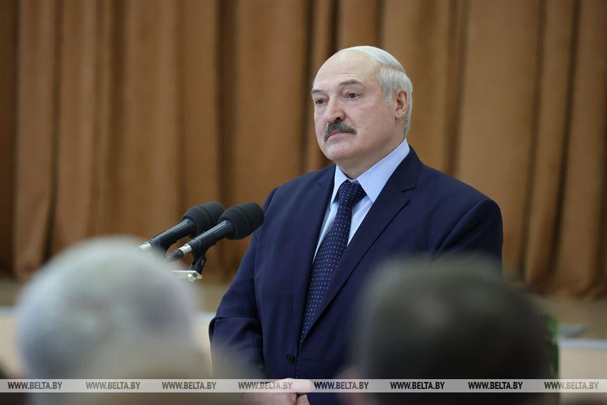 Лукашенко: моя позиция остается неизменной - давайте сохраним страну