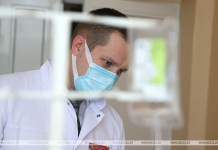 Делегат ВНС: необходимо продолжать развивать медицину, повышать качество медпомощи и ее доступность