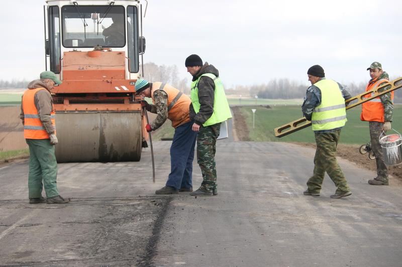 Посмотрите, как идёт ремонт автодороги на Подсолтово
