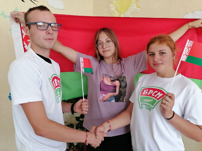 Мы ВМЕСТЕ. Молодёжь Мстиславского района объявила о старте челленджа рукопожатий