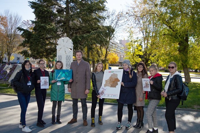 Узнали, смогли ли школьники района установить рекорд по сбору спилс-карт Беларуси