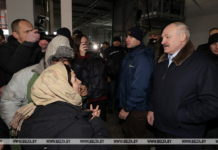 Лукашенко: в Беларуси готовы сделать все для беженцев, попавших в беду
