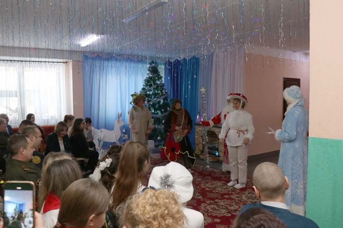 В Мстиславском центре коррекции прошёл новогодний утренник