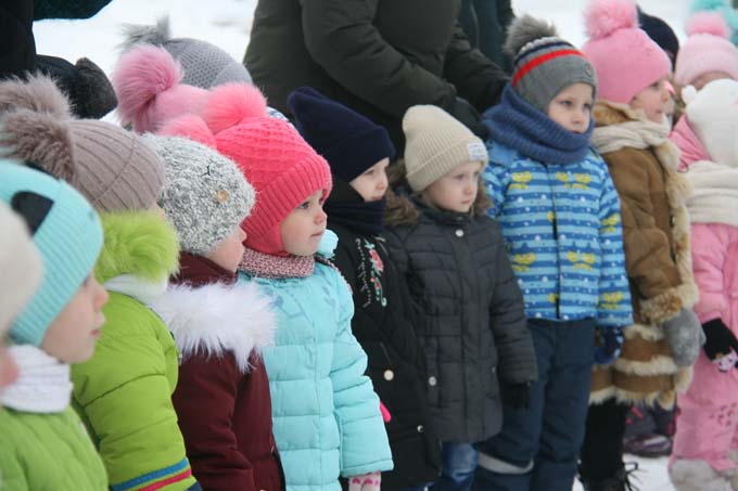 Наши дети. Мстиславские милиционеры приняли участие в благотворительной акции
