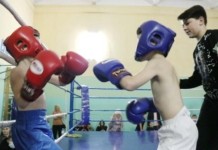 В Мстиславле провели рождественский турнир по кикбоксингу