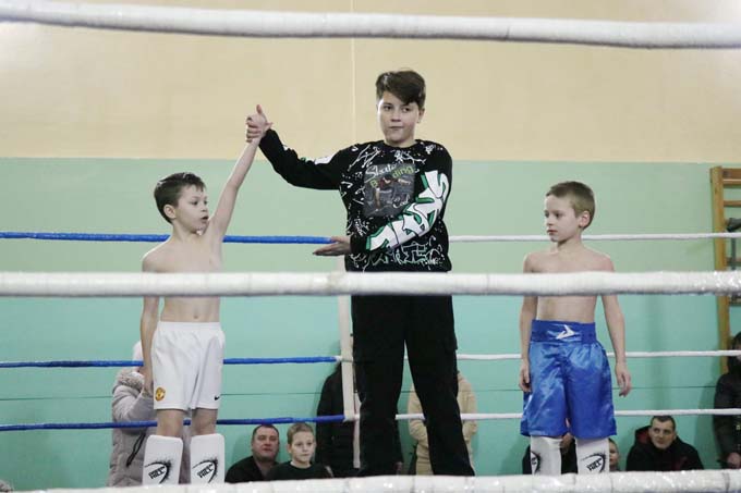 В Мстиславле провели рождественский турнир по кикбоксингу