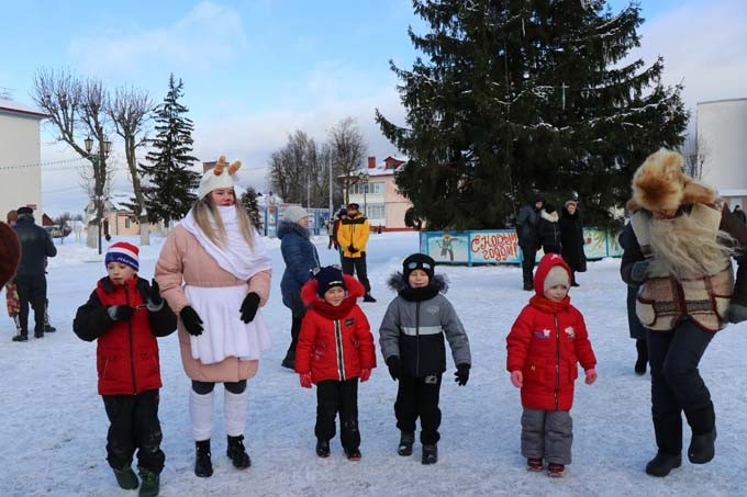 Народное рождественское гулянье прошло в Мстиславле. Фото