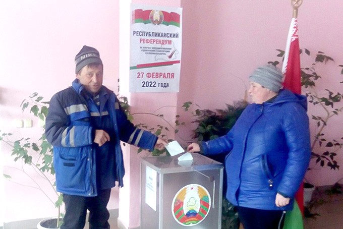 Жители Мушинского сельсовета продолжают проявлять интерес к референдуму и приходят на участки для голосования