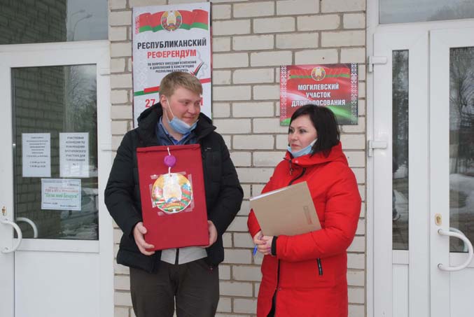 В Мстиславском районе завершается голосование на республиканском референдуме