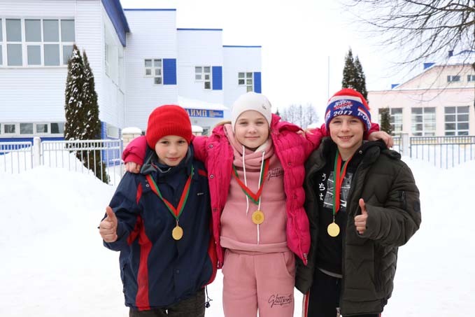 Мстиславские школьники стали чемпионами области по зимнему многоборью