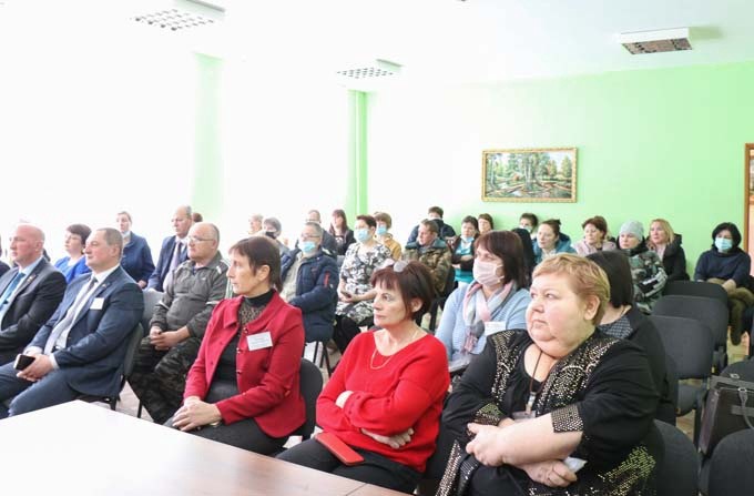 Председатель Могилёвского областного Совета депутатов Ирина Раинчик встретилась с жителями аг. Ходосы