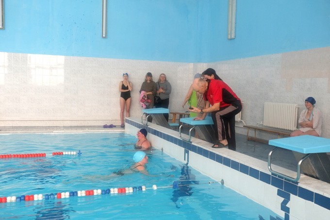 В Мстиславле состоялись соревнования по плаванию среди женщин