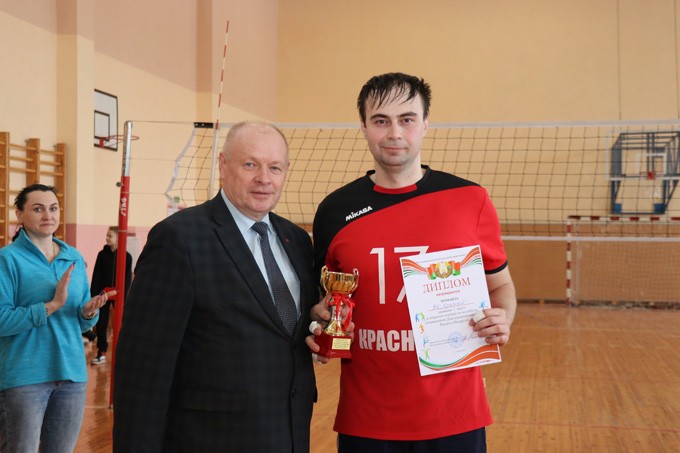 Международный турнир по волейболу прошёл в День единения народов Беларуси и России