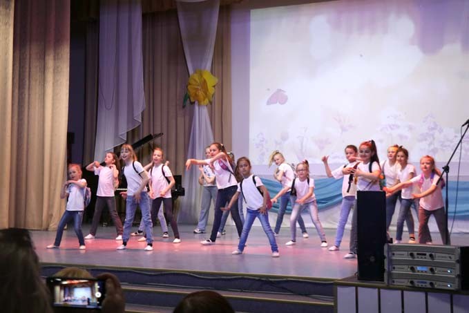Лучшие моменты выпускного концерта детской школы искусств имени Николая Чуркина. Фото и видео