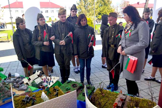 Мстиславские школьники создали макеты событий Великой Отечественной войны