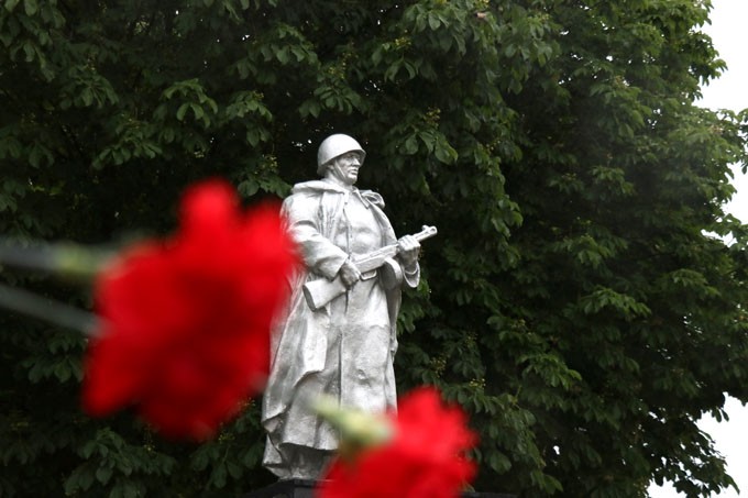 Звон скорби прозвучал в Мстиславле в День всенародной памяти. Видео