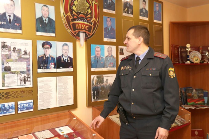 Сотрудник отделения уголовного розыска Алексей Дмитроченко рассказал, как раскрывает преступления