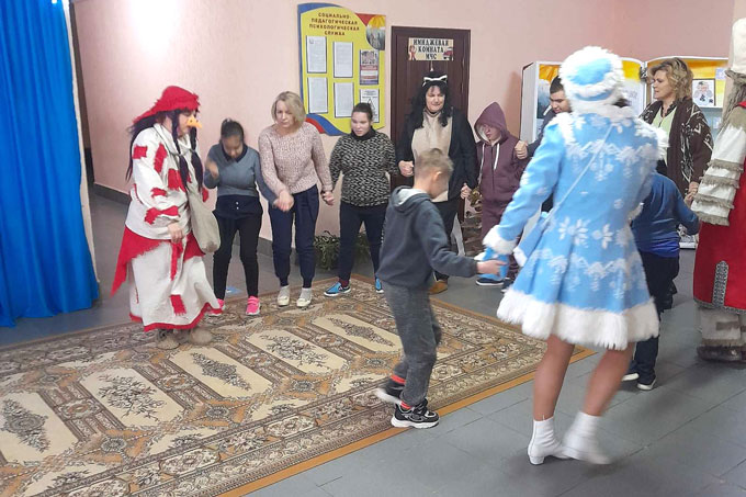 Волонтёры центра детского творчества порадовали воспитанников центра коррекции