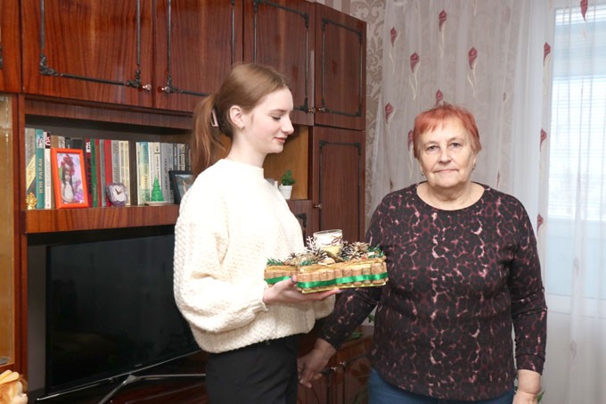 Студенты Мстиславского колледжа побывали в гостях у мстиславчанки Валентины Тимашковой