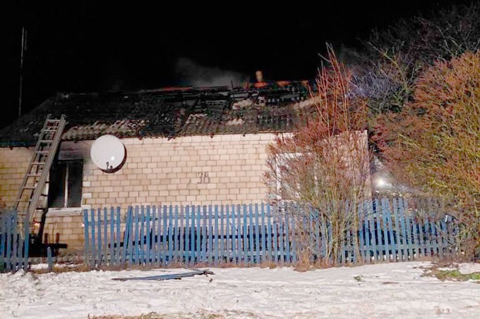 В деревне Усполье горел жилой дом