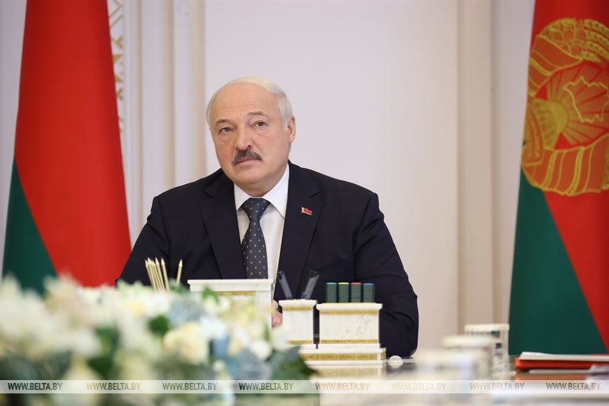 Работа над ошибками. Лукашенко раскритиковал членов правительства за плохую проработку ряда важных решений