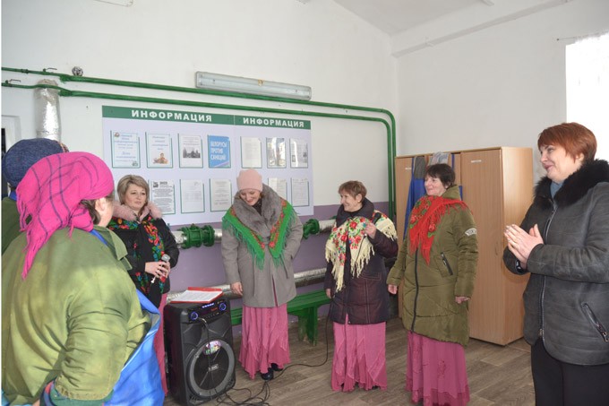 Как поздравили с Днём женщин жительниц района активисты "Белой Руси"