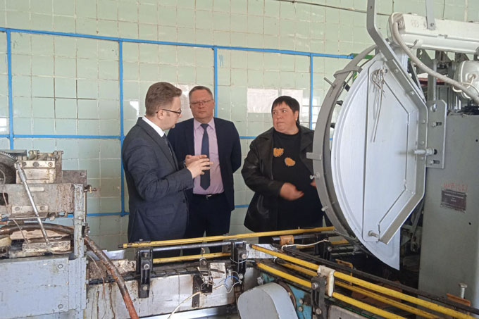 Заместитель председателя облисполкома Руслан Страхар посетил мстиславские предприятия. Какие даны поручения